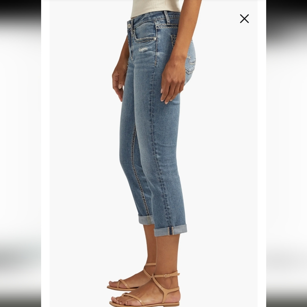 Silver Jeans Women's Light Blue Cropped Jeans - Picture 3 of 4